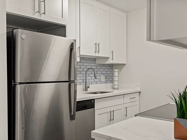 Summit Place — Photo 1
