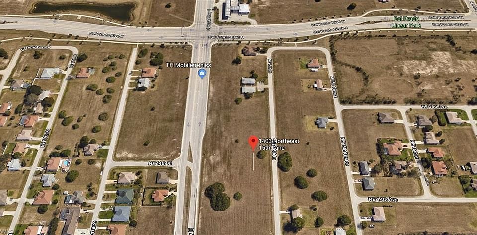 2nd image of 1403 NE 15th Ln