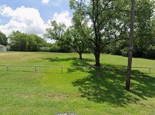 2058 Ben Hur St, Dallas, TX 75253