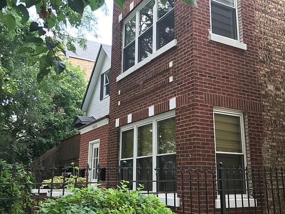 4th image of 3033 N Monticello Ave #1