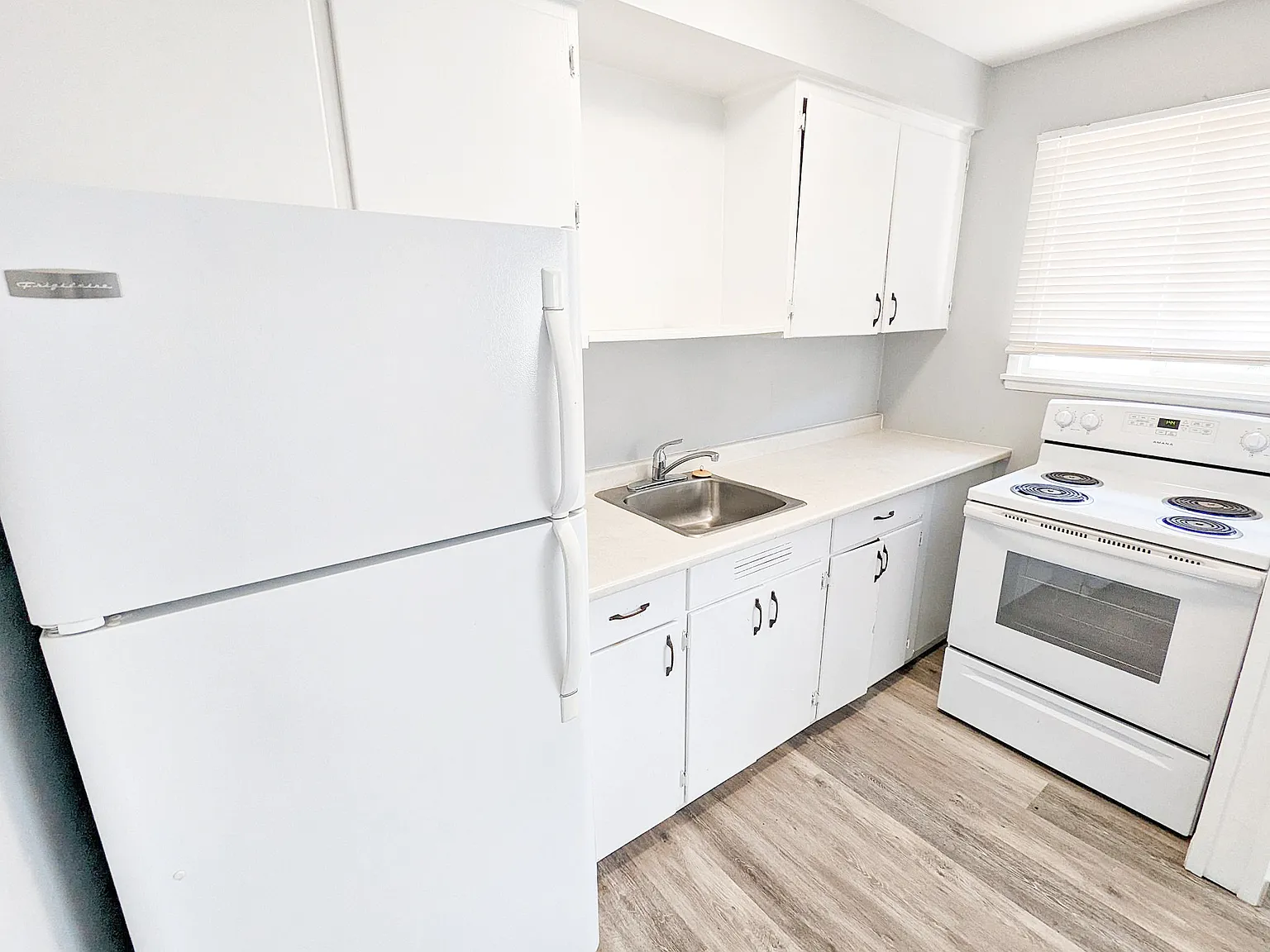 Uptown Apartments — Photo 2