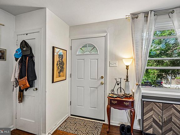 5th image of 4241 Elbridge St