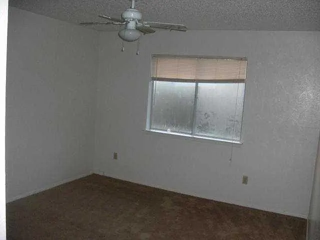 2 bed, 2.0 bath, 900 sqft, $1,475 — Photo 4