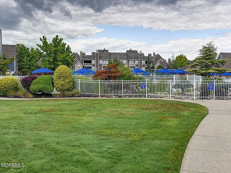 54 Lear Ct #54 — Photo 21
