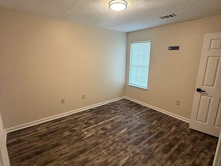 8345 Ramblin Ct — Photo 5