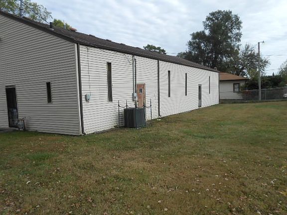 5th image of 3416 Liberty St