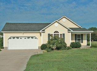120 Swan Point Rd, Sneads Ferry, NC 28460