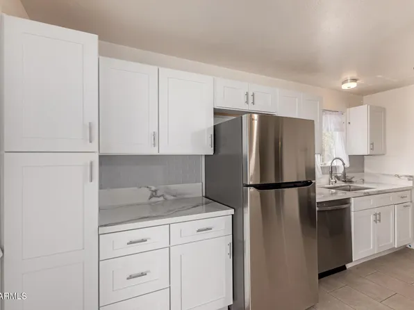 1407 E El Camino Dr, Phoenix, AZ 85020