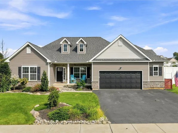 1015 Phyllis Pl, Easton, PA 18045