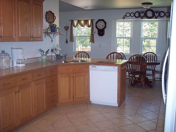 KITCHEN (1)