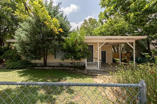 5514 Grover Ave Photo 1