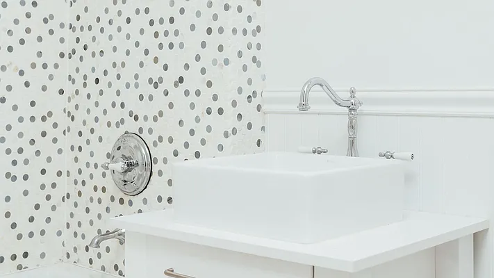 Rented by Nooklyn NYC LLC | media 43