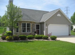 129 Chimney Rdg, Chardon, OH 44024