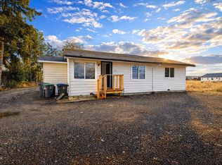 16952 40th Ave, Surrey, BC V3Z 1C8