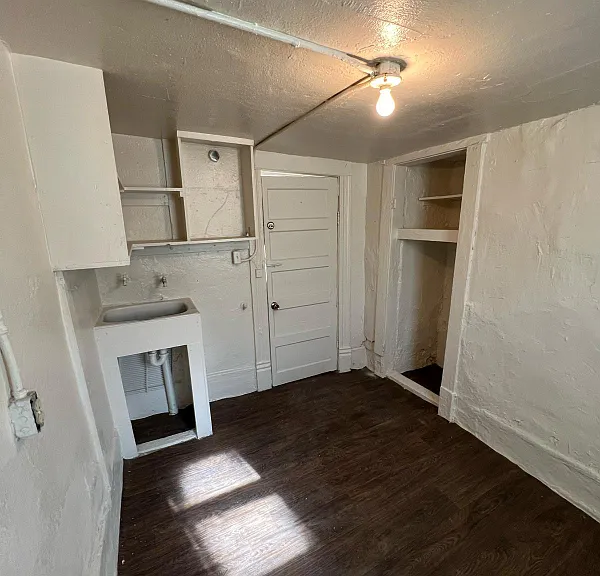 1100 Myrtle Ave #7 — Photo 1