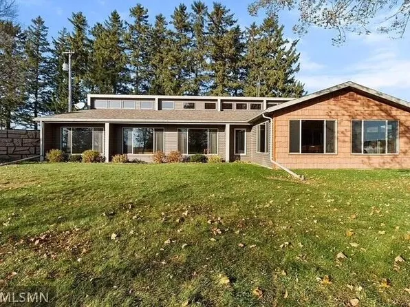 11589 State 44, Caledonia, MN 55921
