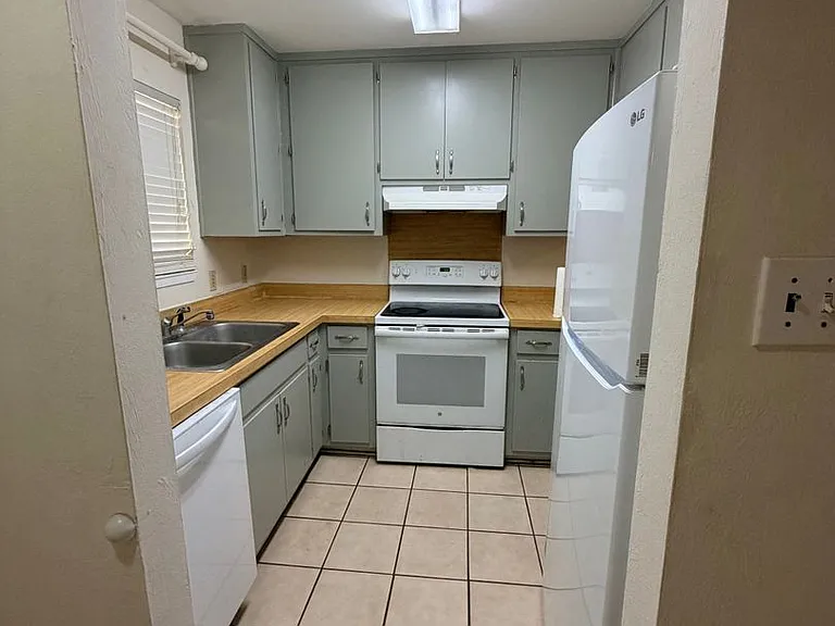 216 Dixie Dr #F5 — Photo 4