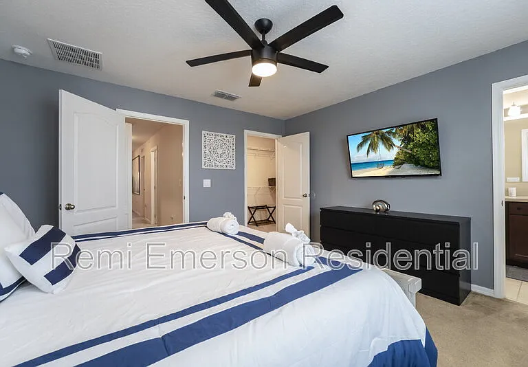 269 Primrose Dr — Photo 3