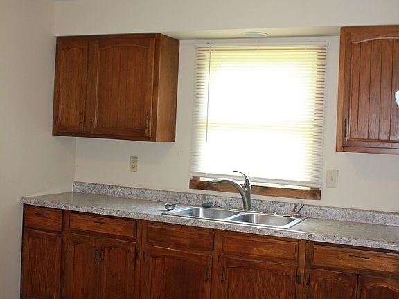 5th image of 507 S Race St