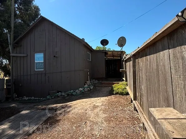 507 River Rd #A, Salinas, CA 93908