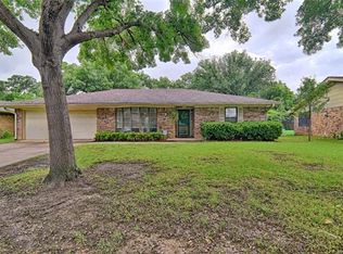 1707 Northaven Ct, Arlington, TX 76012