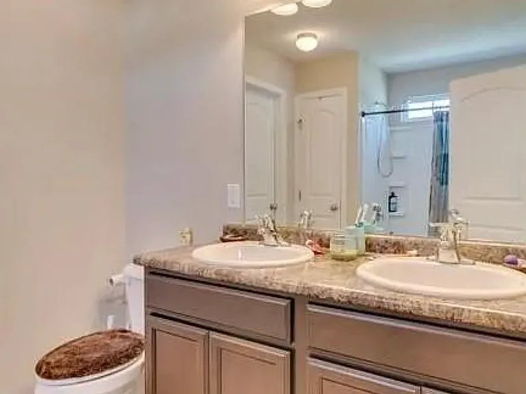 1283 Windrow Dr — Photo 7