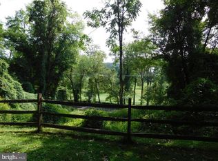 541 Chandler Ln, Villanova, PA 19085