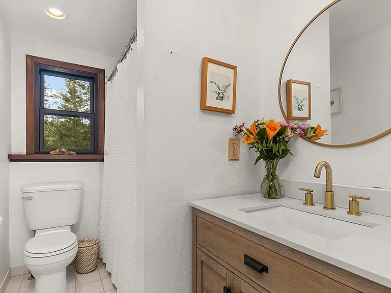 661 Peakview Rd — Photo 11
