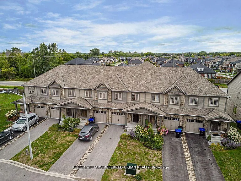 14 Foley Cres — Photo 31