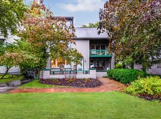 2515 Old Lake Shore Rd, Saint Joseph, MI 49085