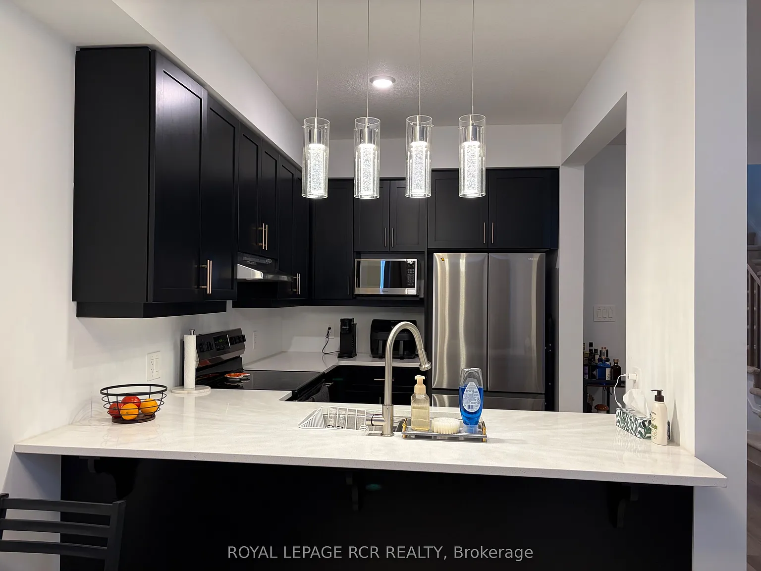 3 bed, $2,850 — Photo 4