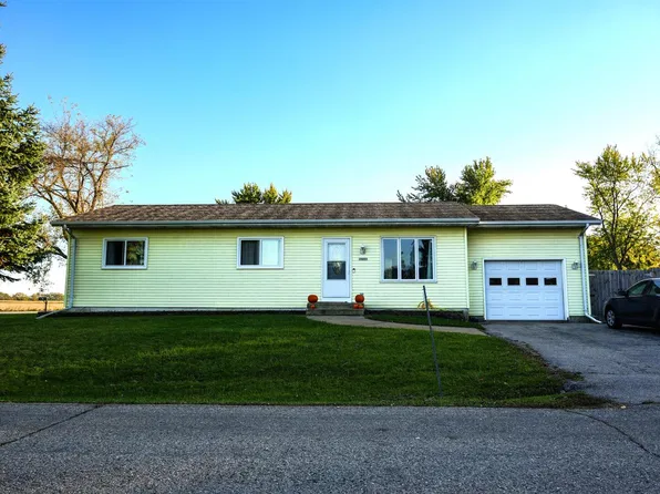 24007 Carlisle AVENUE, Kansasville, WI 53139