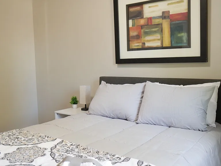 2 bed, 1.0 bath, 1024 sqft, $2,000 — Photo 28