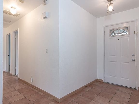 4th image of 1333 San Pedro Ave
