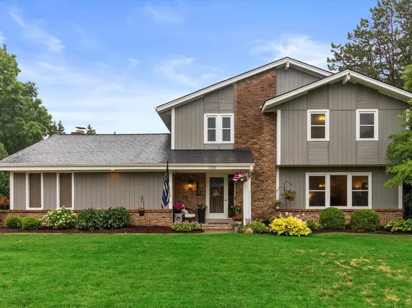 1155 Burnet STREET, Brookfield, WI 53005