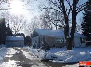 352 E McWilliams St, Fond Du Lac, WI 54935