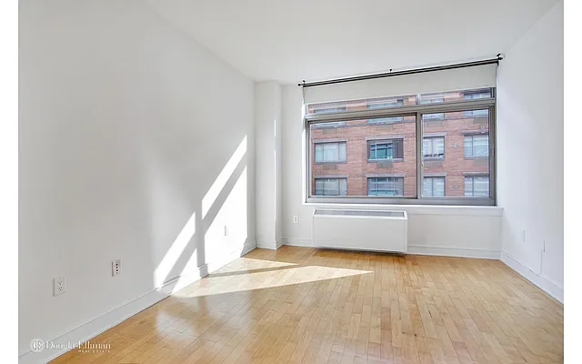 Rented by Douglas Elliman | media 28