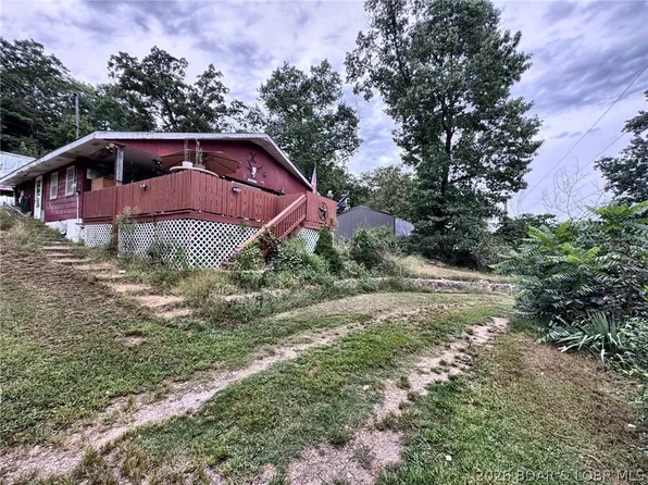 292 Outlook Dr, Edwards, MO 65326