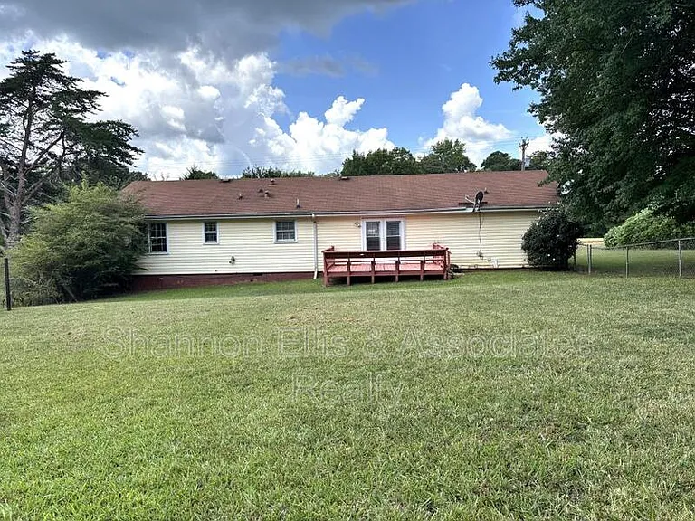 405 Elder Rd — Photo 22