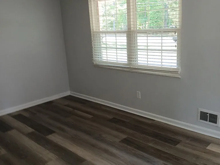 6090 King Arthur Dr — Photo 10