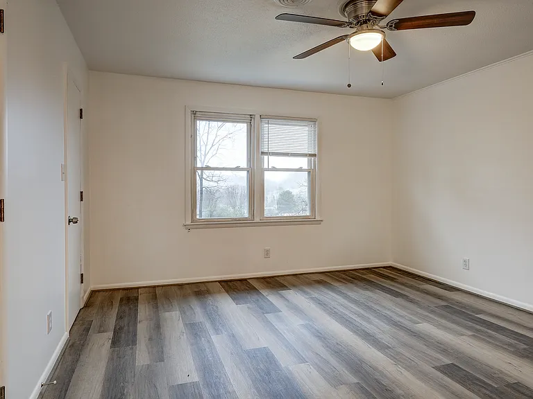 228 Wildwood Dr — Photo 28