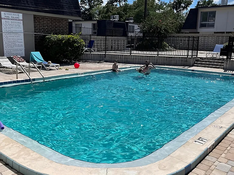 1700 SW 16th Ct #E28 — Photo 16