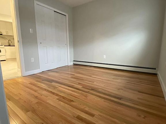 Master Bedroom (Bedroom #1)