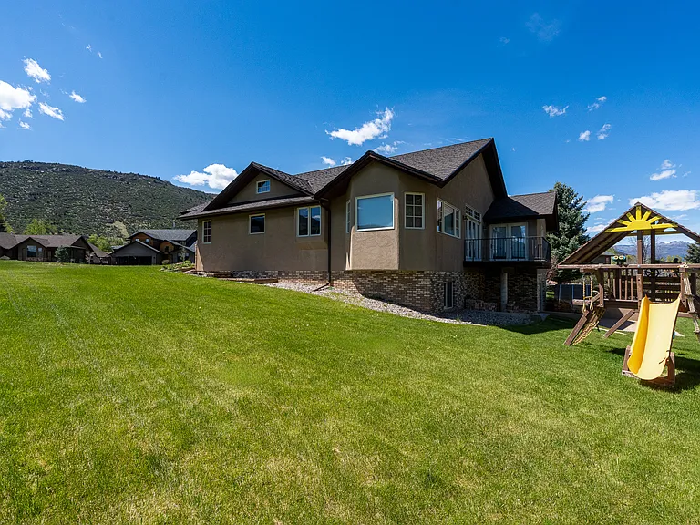 13 Laird Ln — Photo 41