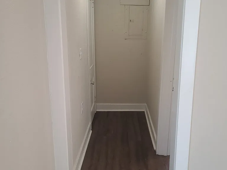 10 Hester Dr — Photo 1