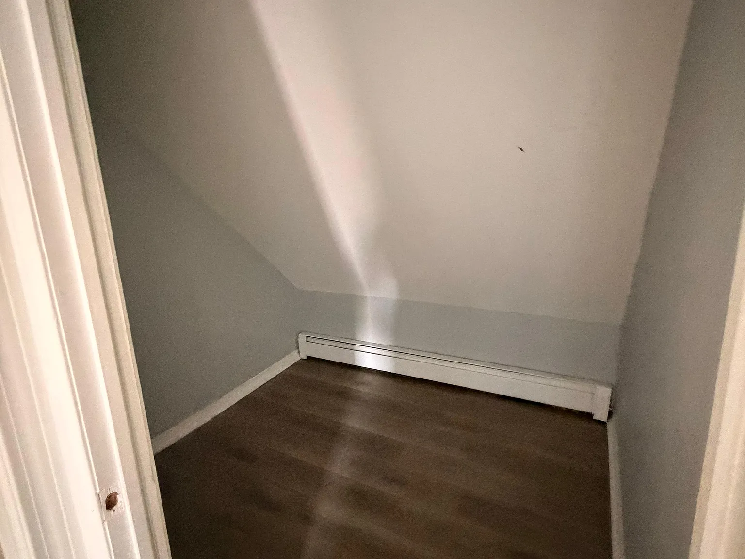 3 bed, 1.5 bath, 1200 sqft, $1,600 — Photo 4