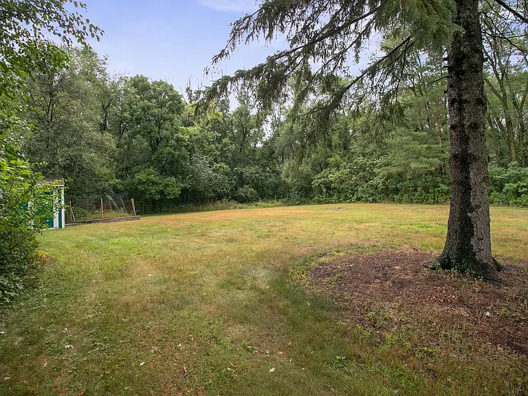 1831 Andover Blvd NW — Photo 17