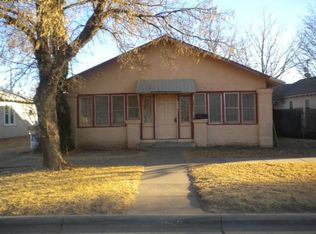 415 W Lynn St, Slaton, TX 79364