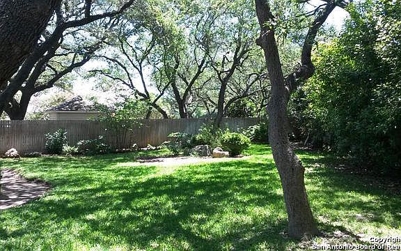 3rd image of 2202 Fawnfield Ln