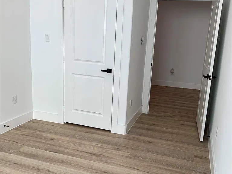 9026 Scott St — Photo 13